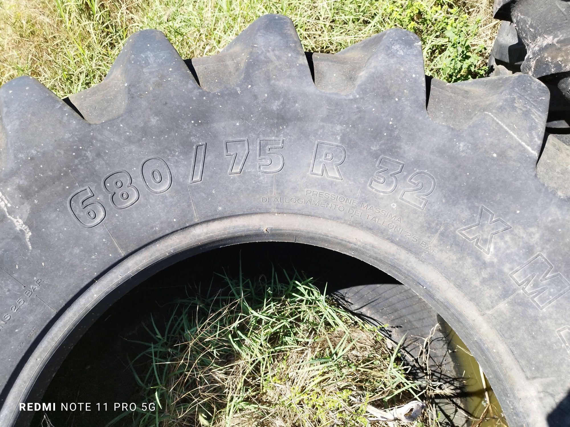 Гуми за трактор ССМ 680/75 R32