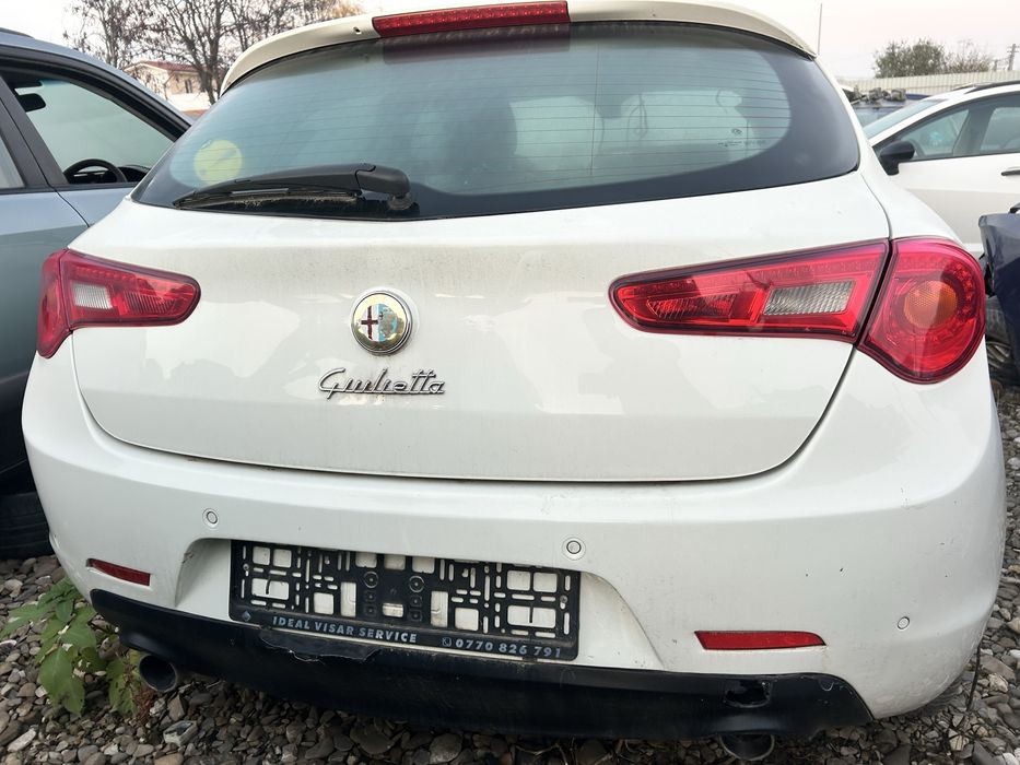 Haion cu lunetă Alfa Romeo Giulitta 2014
