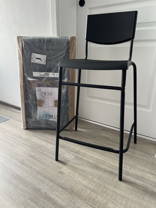 Vand 2 scaune bar noi Ikea