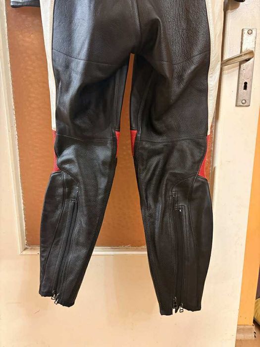 Dainese Двуделен Кожен Екип - КАТО НОВ!!!  (р-р 50/L)
