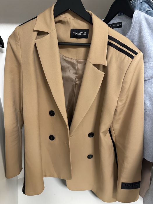 Negative кафяво сако