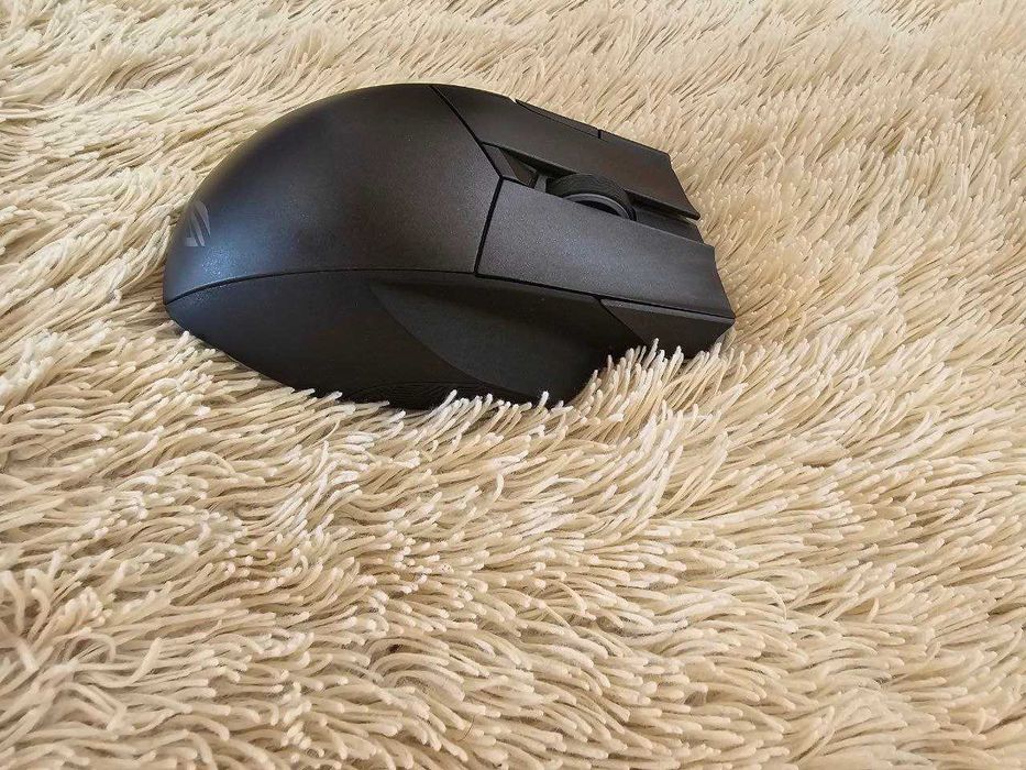 Геймърска Мишка Asus Spatha