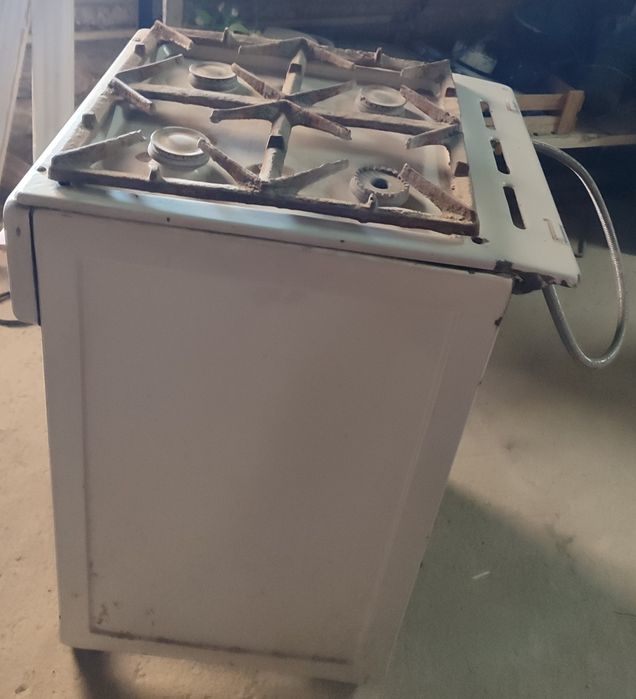 Газовая плита рабоча