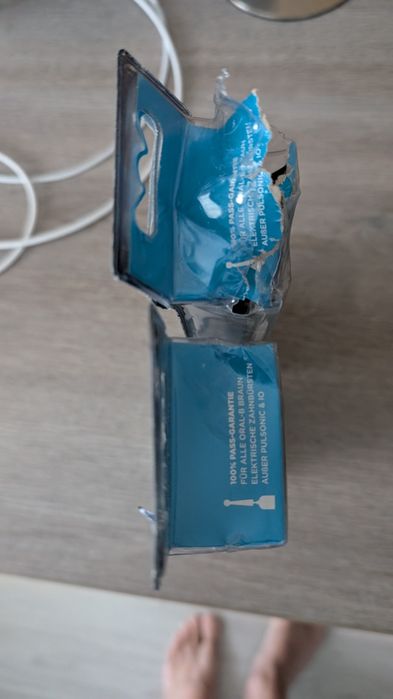 12 rezerve periuță electrica Oral B Precision Clean