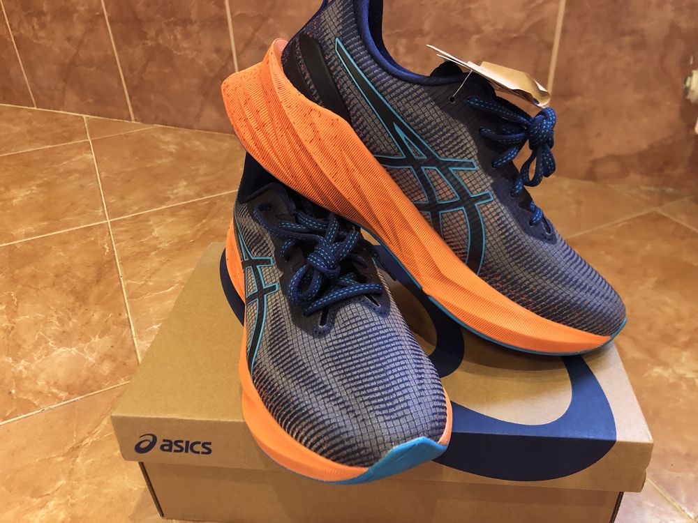 Мъжко долнище Asics и маратонки Asics