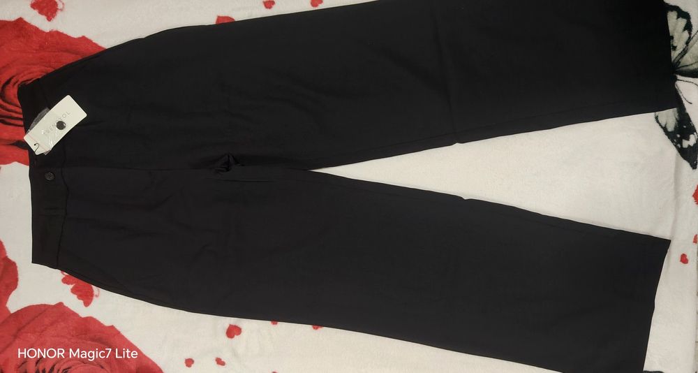 Pantalon negru elegant