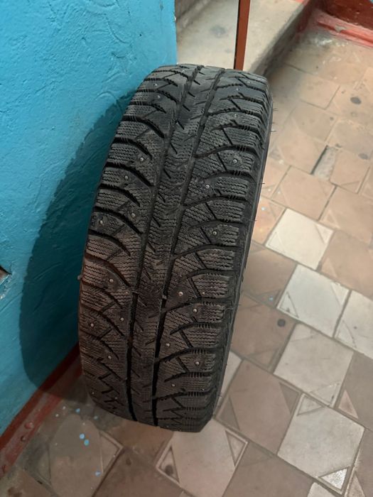 Продам зимнюю резину р15