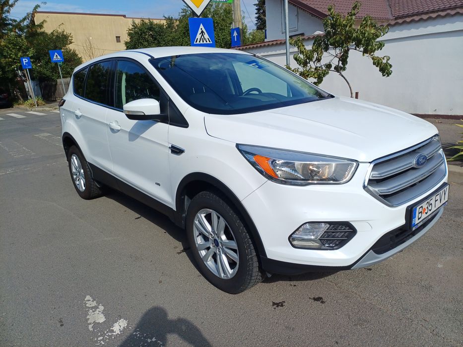 Ford Kuga  1.5 Benzina Automat 4x4