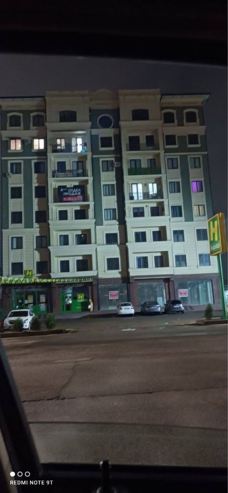 Navastroyka.  Chulonzor tuman. Algartm roysnda.  Yul. Yuzda joylashgan
