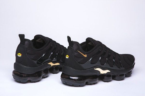 Nike Air VaporMax Plus Black Gold TN - Разпродажба* 43 номер