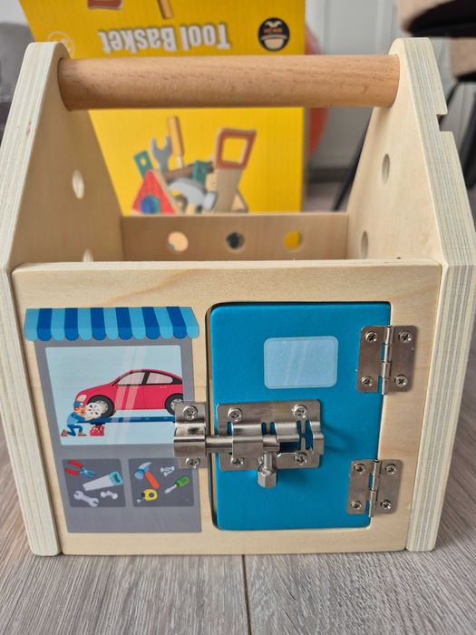 Banc de lucru cu unelte si suruburi - Joc de rol