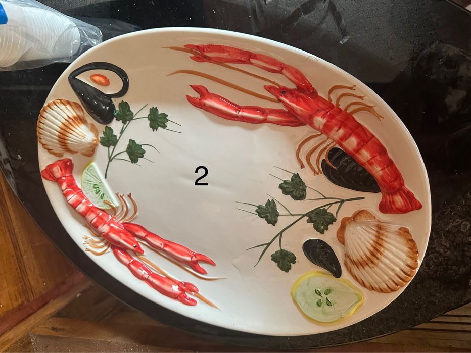 Platouri de servire artizanale cu fructe de mare