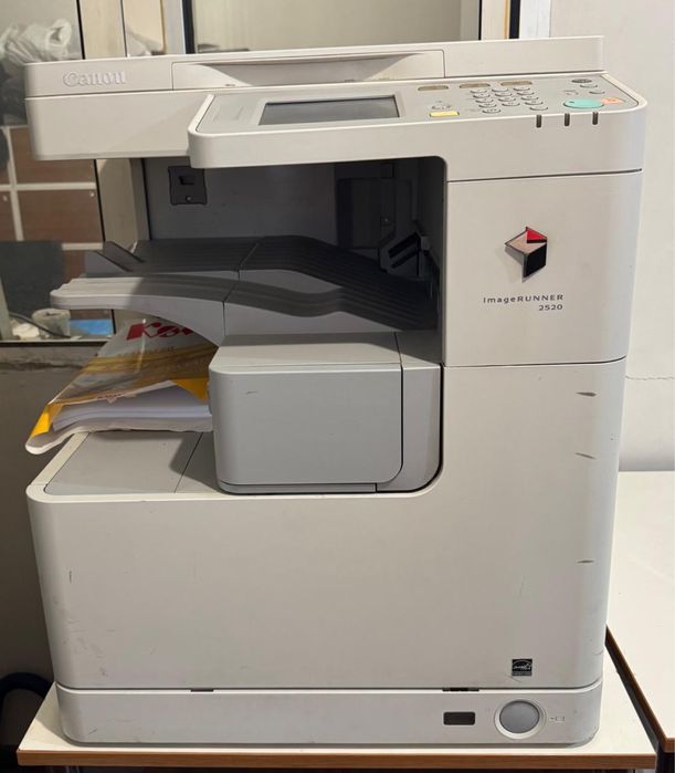 Принтер сканер копер МФУ 3в1 Canon  image runner 2520