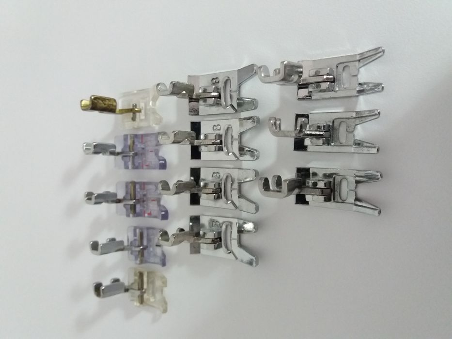 Picioruse pentru masinile de cusut SINGER si o gama larga de piese