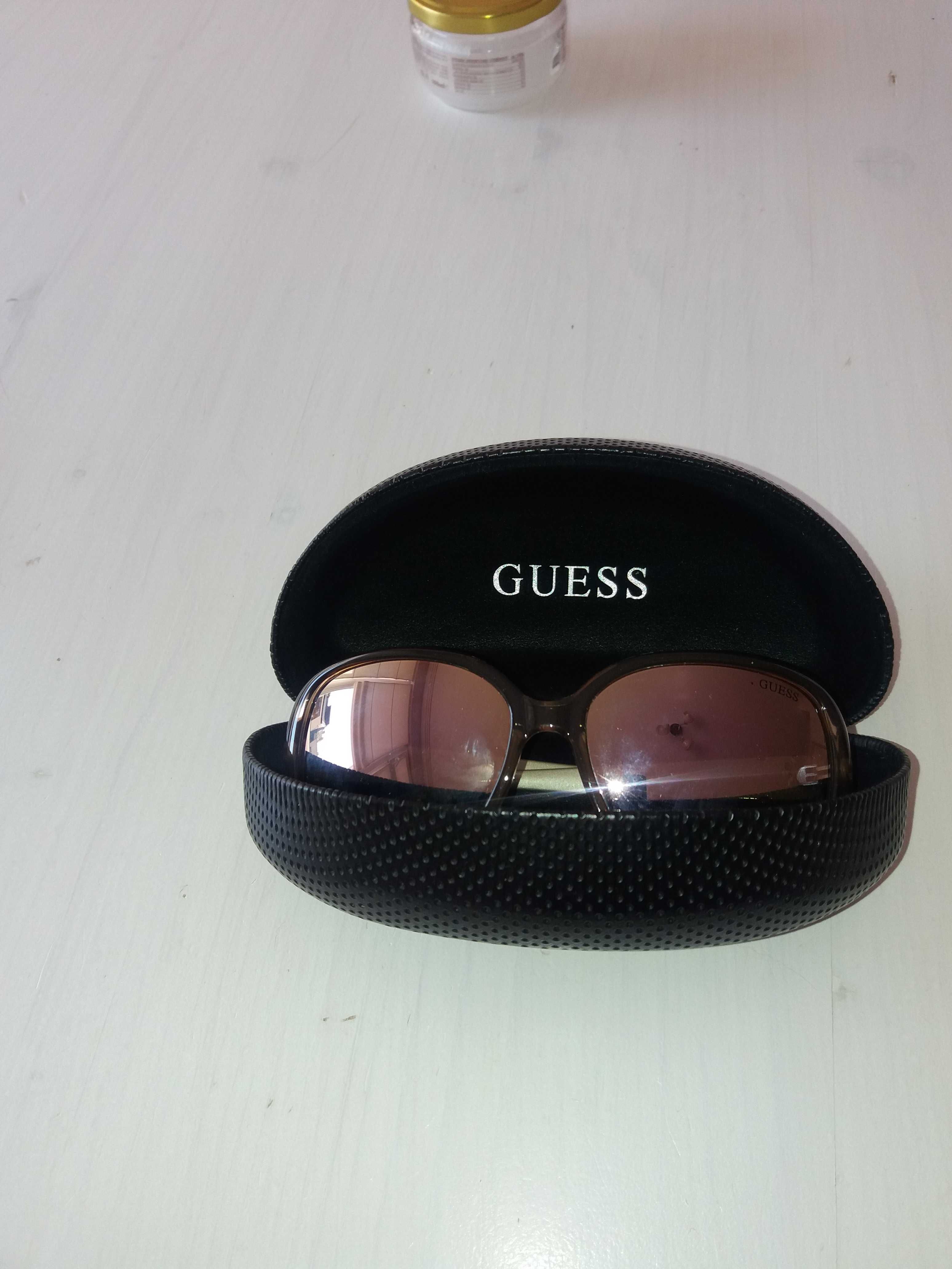 Слънчеви очила Guess