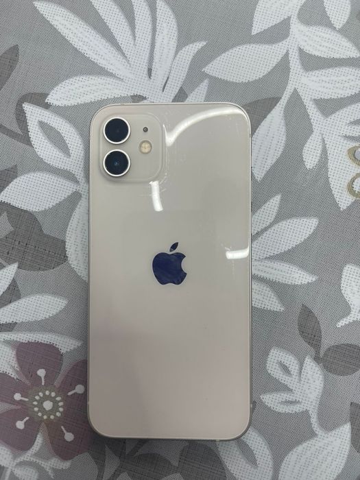 iPhone 12,64гб ,белый