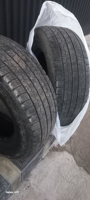 265,65,R17 продам