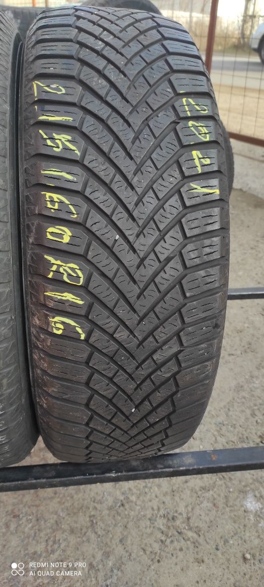 Vând anvelope iarna 215/60/16 215/60r16 IOKOHAMA