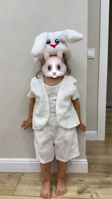 Костюм зайчика на прокат 3 -3,5 лет