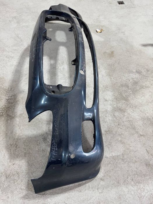 Bara fata Maserati Quattroporte 2003/2004/2005/2006/2007/2008