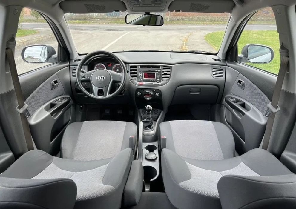 Kia Rio 1.4 Vision 2010 stare impecabila
