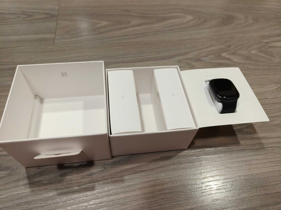 Смарт часовник Honor watch 4