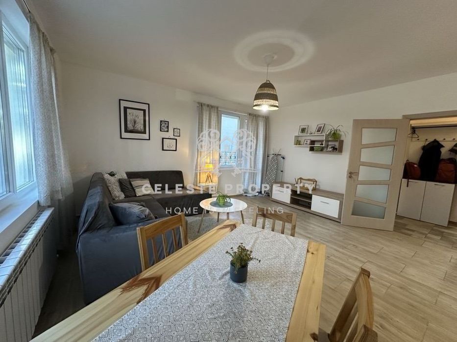 Дава се под наем Двустаен апартамент в София, Кръстова вада - 60 кв.м за 700 € - Снимка #1