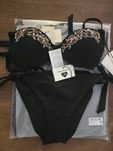 Бански Twinset с камъни,размер XS/S,чашка B,,push up,ново с етикет