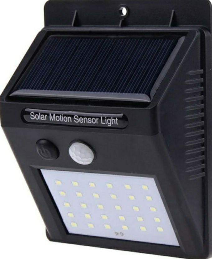 Lampa cu LED incarcare solara si senzor de miscare 30 LED