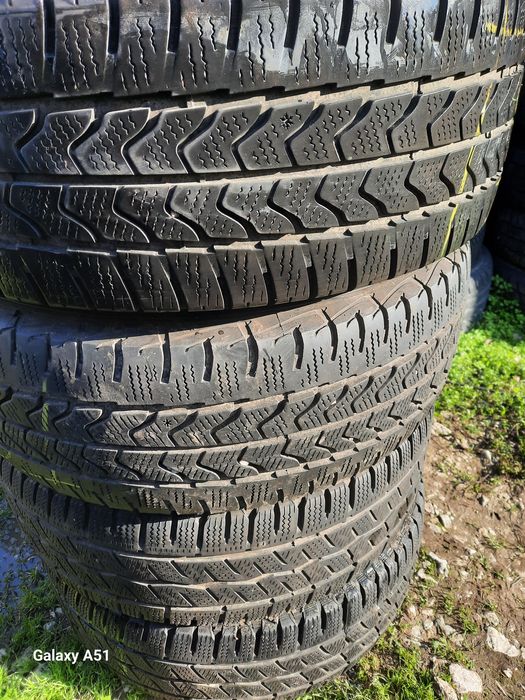 Зимни Бусови гуми, 16цола.