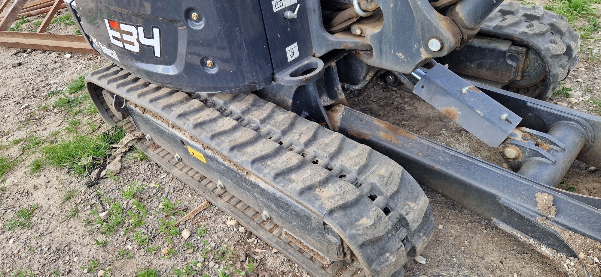 Miniexcavator Bobcat E34