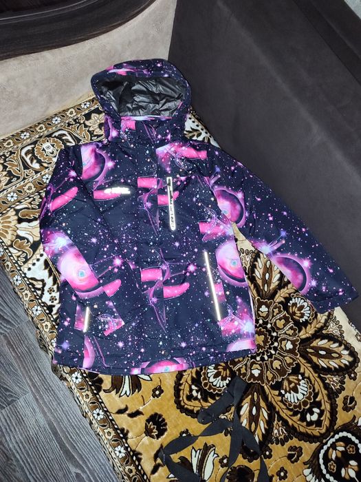 Продам лыжный костюм на девочку