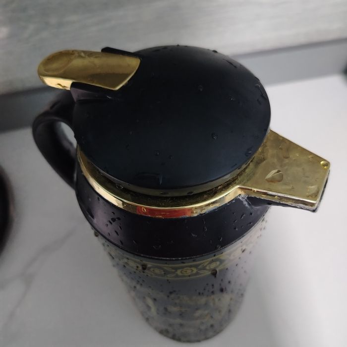 Термос продаётся