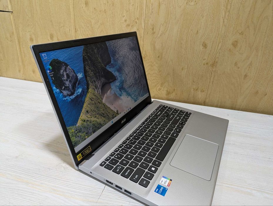 продается ноутбук асер