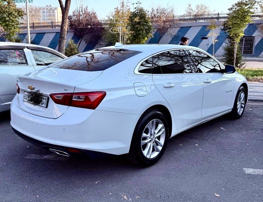 Malibu 2.4 Atmosferniy Sotiladi