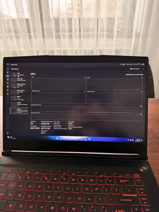 Laptop MSI Katana 120 Hz 24gb procesor: i7-10750H RTX2060 6GB
