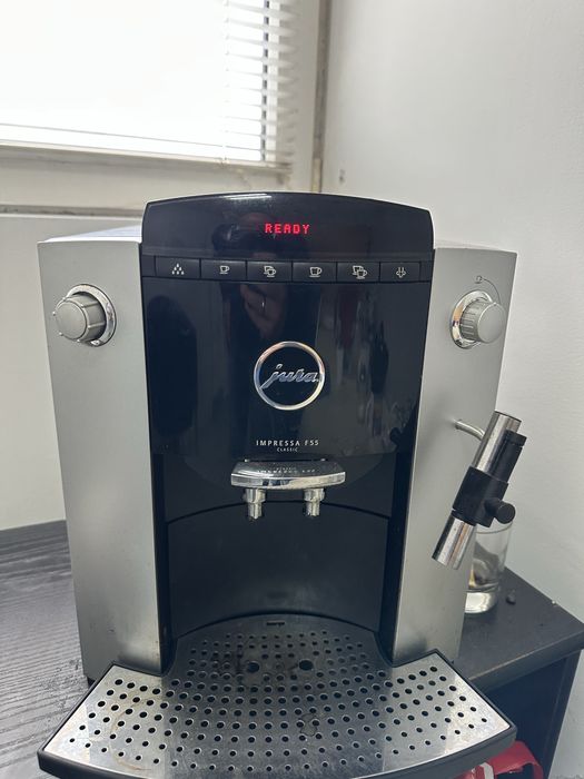 Кафе машина Jura F55, кафе робот