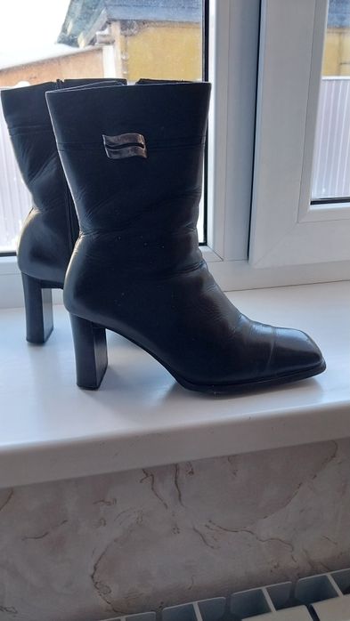 Продам женский сапог