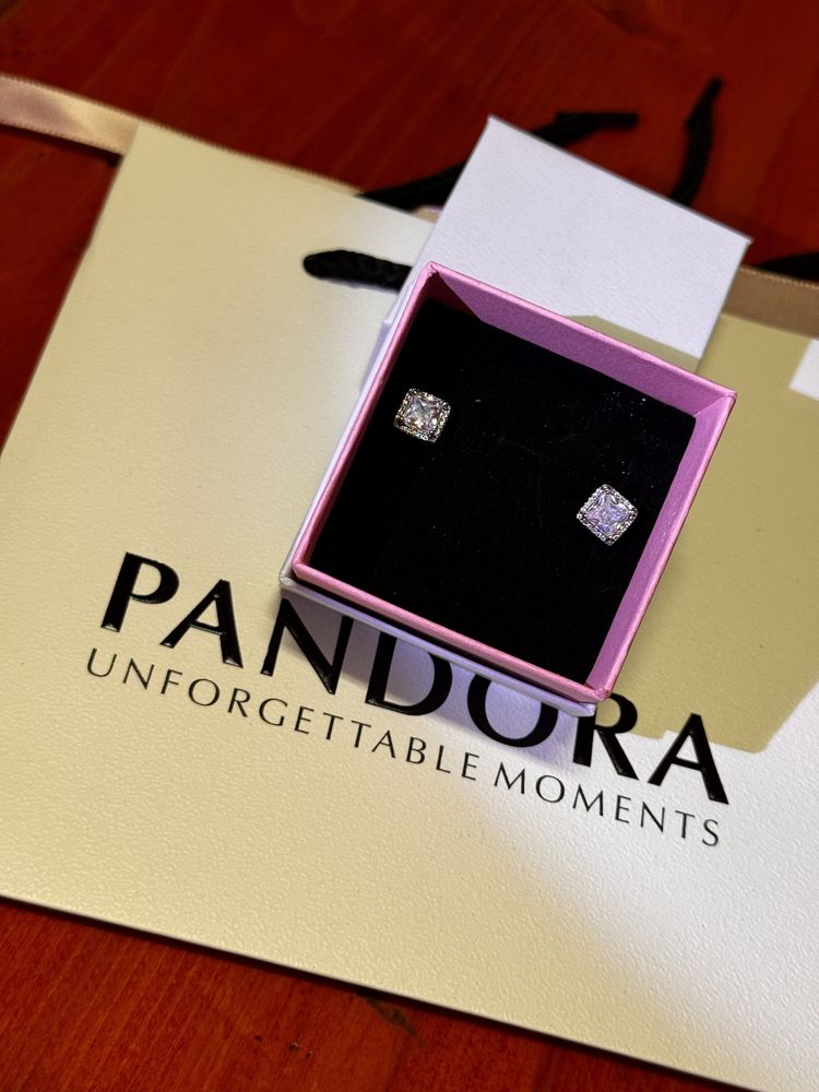 Пандора обеци Pandora