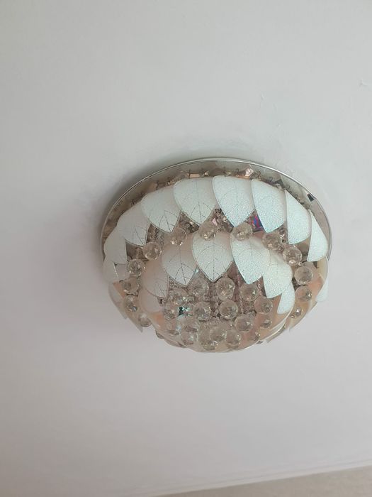 Люстра для дома б/у