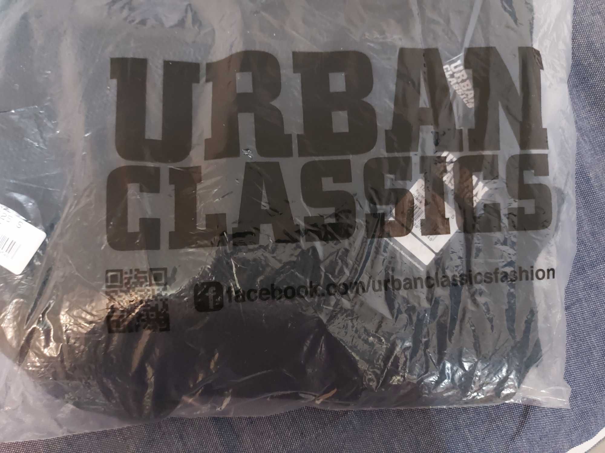 Блуза с етикет Urban classics