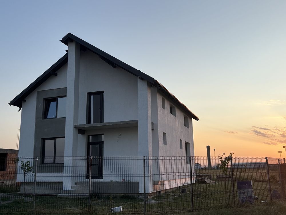 Casa de vanzare in strejnicu