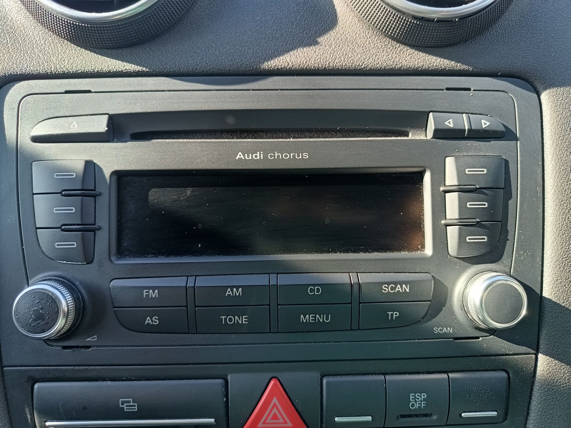 Radio CD auto Audi A3 (2007).