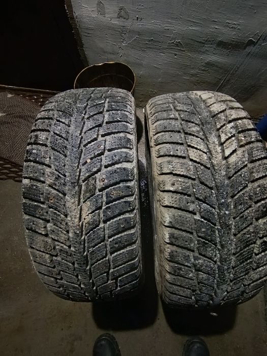 Продам шины б/у зимние