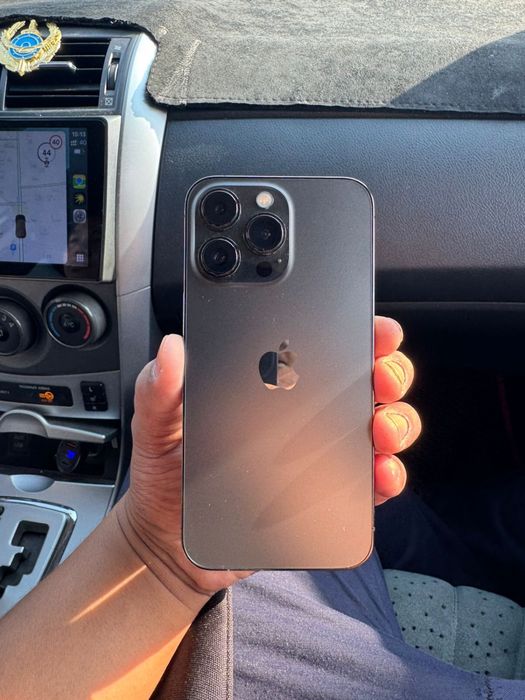 Продам iPhone 13 Pro
