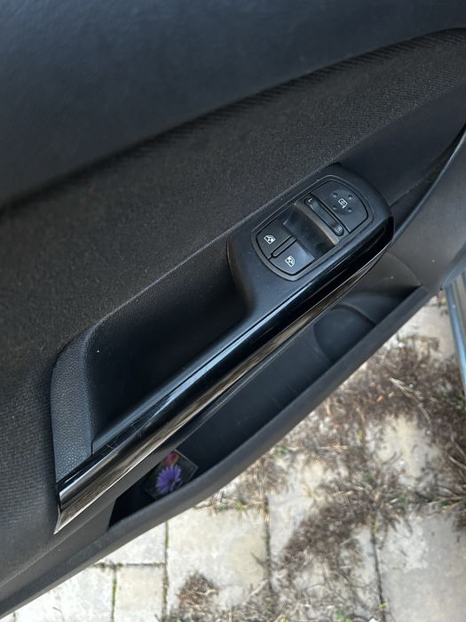 Opel corsa 2011, motor 1,4 benzina,101cai,e5,160000