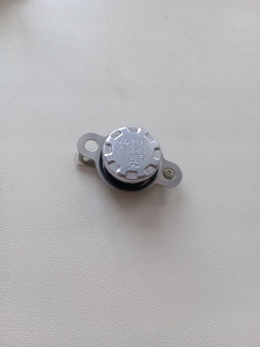 Продам термостат биметаллический