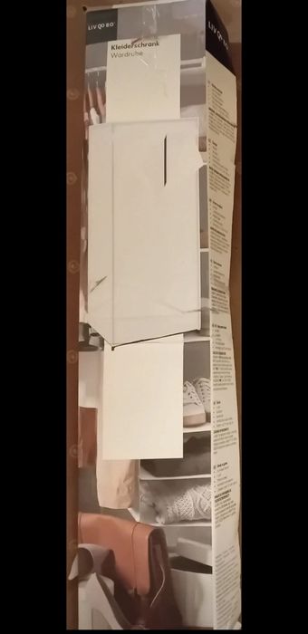 Dulap pentru haine din material pâslă