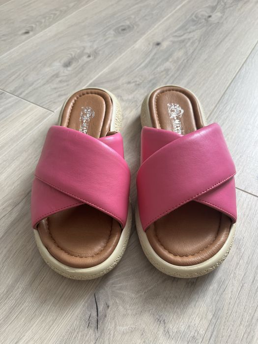 Продам новую обувь с Турции