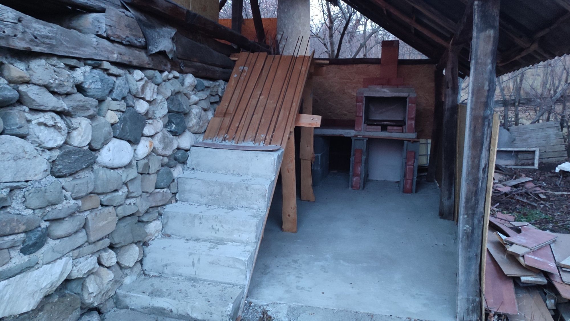 Casa cărămidă renovata Câmpulung/Arges/ Grosani